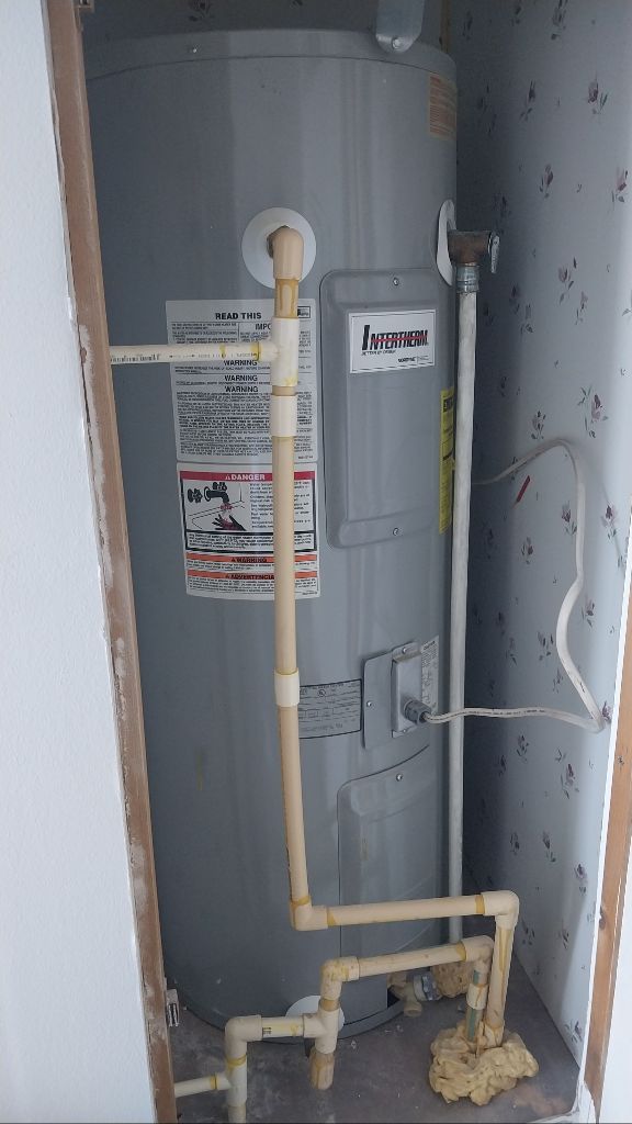 Is Your Electric Water Heater Acting Up in Clermont, Florida?